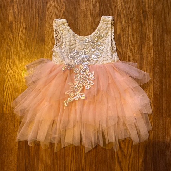 2 dresses-Fancy Flower Girl Dress/Christmas 2-3T - Picture 4 of 7